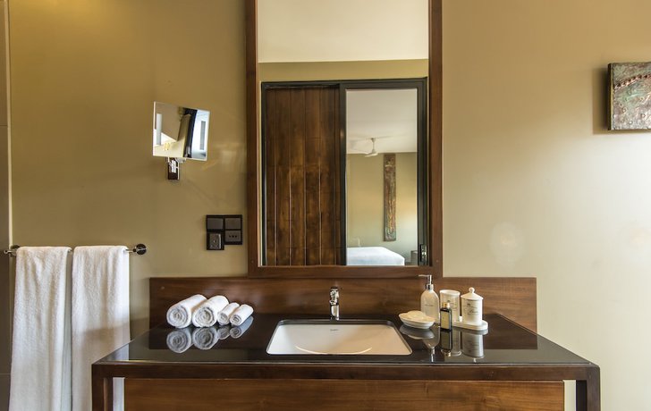 Imagen de la habitación del Hotel Jetwing Lake. Foto 13