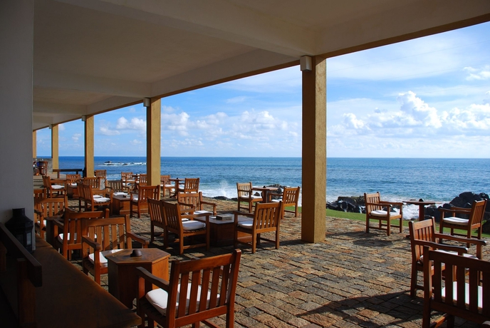 Imagen del bar/restaurante del Hotel Jetwing Lighthouse. Foto 3