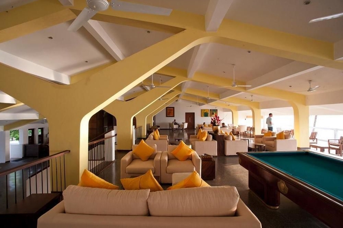 Imagen de los exteriores del Hotel Jetwing Sea. Foto 8