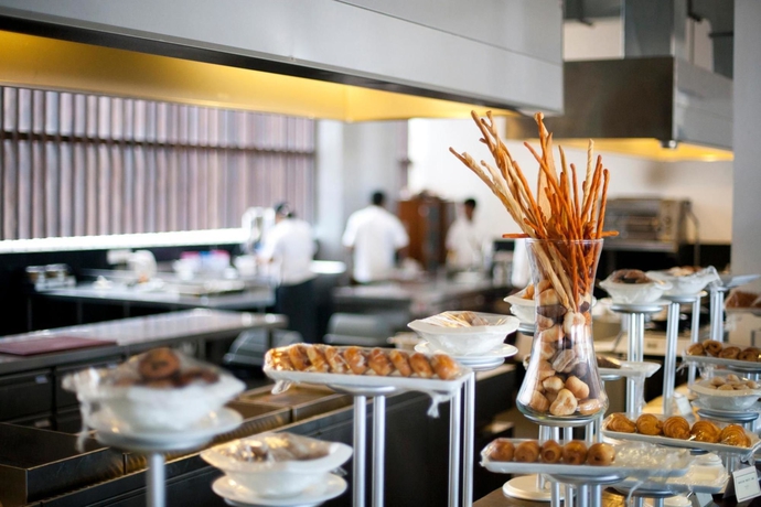 Imagen del bar/restaurante del Hotel Jetwing Sea. Foto 2