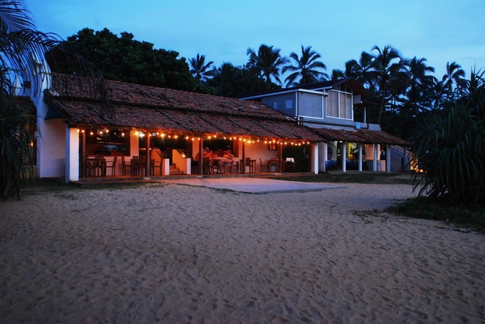 Imagen del bar/restaurante del Hotel Jetwing Sea. Foto 3