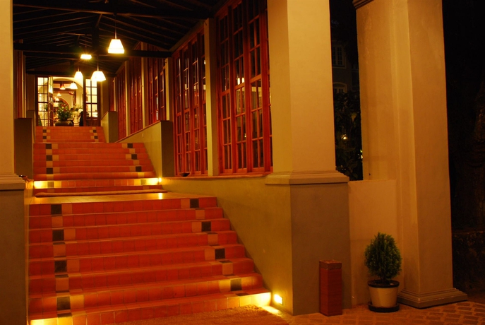 Imagen de los exteriores del Hotel Jetwing St. Andrew's. Foto 14