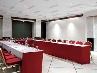 Imagen de los interiores del Hotel Jewel Of Chembur. Foto 3