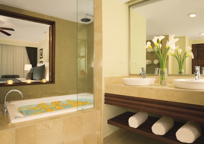 Imagen de la habitación del Hotel Jewel Palm Beach. Foto 12