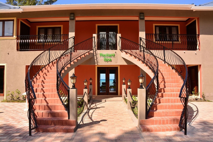 Imagen de los exteriores del Hotel Jewel Paradise Cove Adult Beach Resort and Spa &ndash; All Inclusive. Foto 7