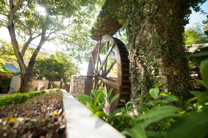 Imagen de los exteriores del Hotel Jewel Paradise Cove Adult Beach Resort and Spa &ndash; All Inclusive. Foto 9