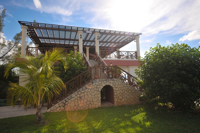 Imagen de los exteriores del Hotel Jewel Paradise Cove Adult Beach Resort and Spa &ndash; All Inclusive. Foto 10