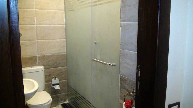 Imagen de la habitación del Hotel Jewel San Stefano. Foto 7