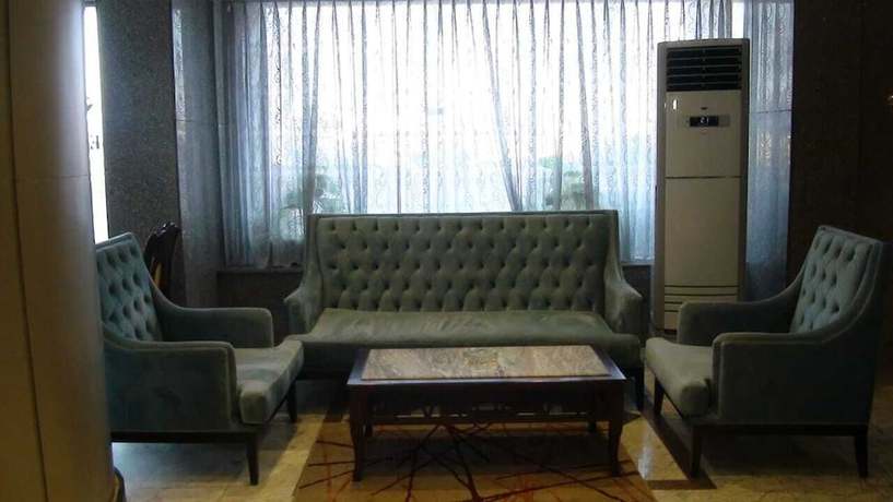 Imagen de la habitación del Hotel Jewel San Stefano. Foto 15