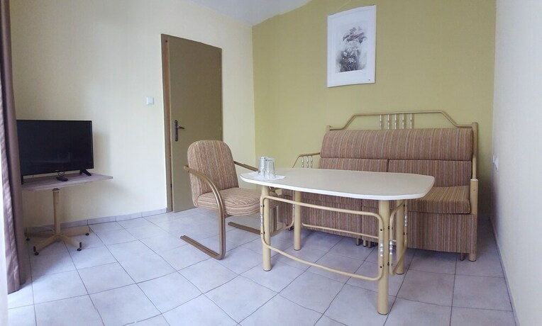 Imagen de la habitación del Hotel Jeweller. Foto 17