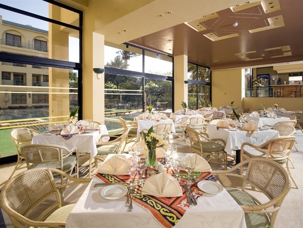 Imagen general del Hotel Jewels La Perla. Foto 3