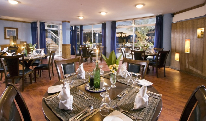 Imagen del bar/restaurante del Hotel Jewels Sahara Boutique Resort. Foto 3