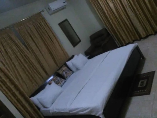Imagen de la habitación del Hotel Jewima. Foto 8