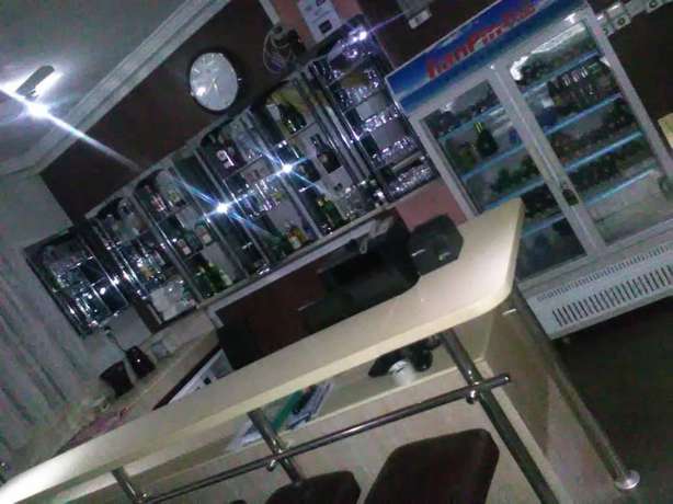Imagen del bar/restaurante del Hotel Jewima. Foto 6