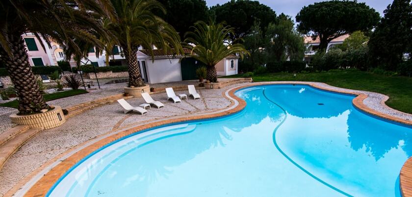 Imagen general del Hotel Jgf201 &middot; Spacious Villa in Jardim do Golfe Pool. Foto 12