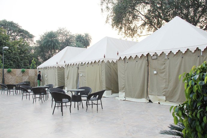 Imagen de la habitación del Hotel Jhansi. Foto 15