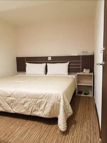 Imagen de la habitación del Hotel Jhong-sing. Foto 18