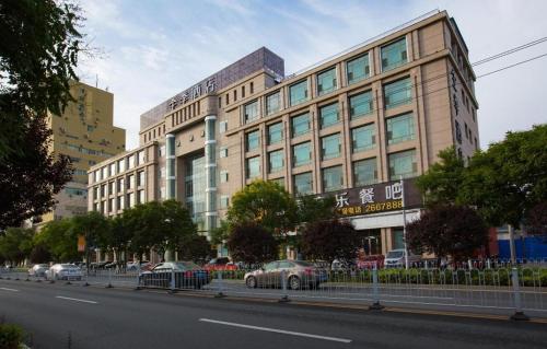 Imagen general del Hotel Ji Lanzhou West Railway Station North. Foto 4