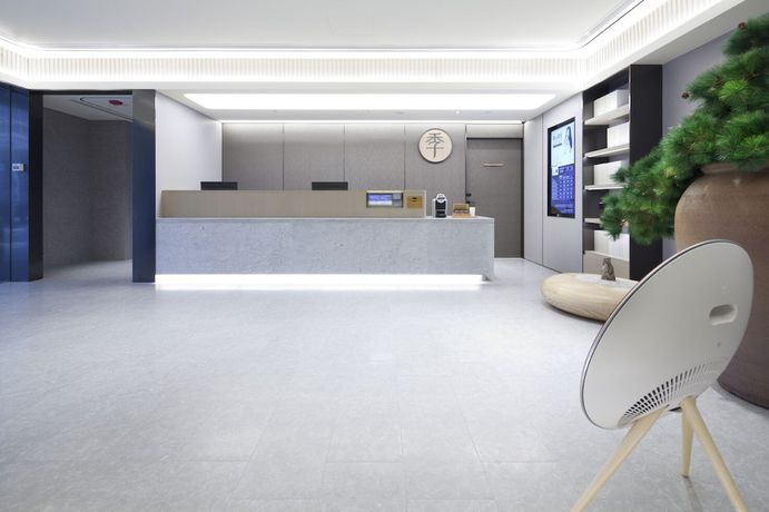 Imagen de los interiores del Hotel Ji Orchard Singapore. Foto 11