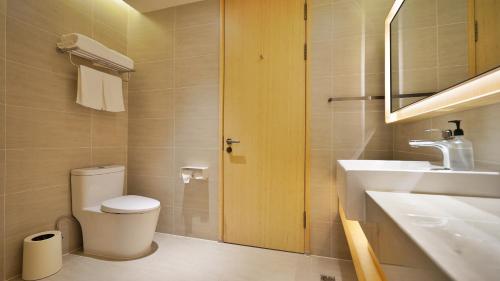Imagen de la habitación del Hotel Ji Shanghai Hongqiao National Convention And. Foto 9