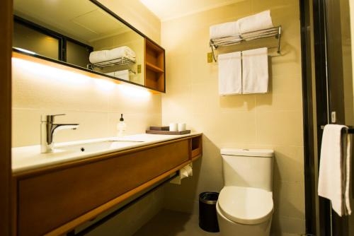 Imagen de la habitación del Hotel Ji Shanghai Jinshanwei Railway Station. Foto 7