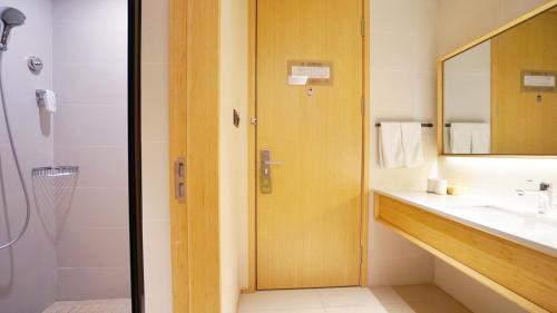 Imagen de la habitación del Hotel Ji Shanghai Xujiahui Tianyaoqiao Road. Foto 8