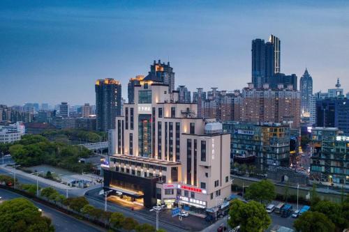 Imagen general del Hotel Ji Wuxi Railway Station. Foto 6