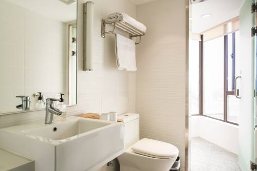 Imagen de la habitación del Hotel Ji Zhongshan Park Shenyang. Foto 1