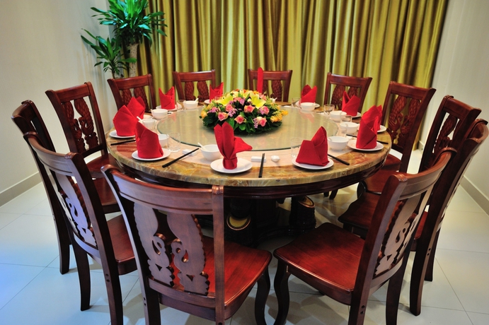 Imagen del bar/restaurante del Hotel Jian Guo Grand. Foto 3