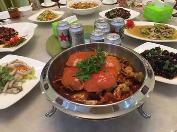 Imagen del bar/restaurante del Hotel Jian Guo Grand. Foto 4