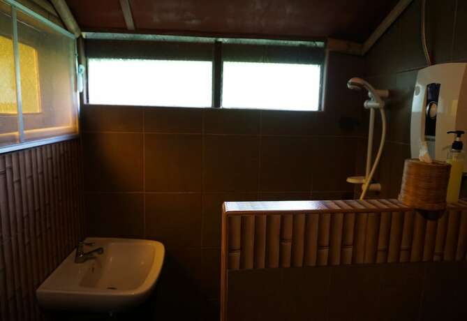 Imagen de la habitación del Hotel Jiang Lha Village. Foto 16