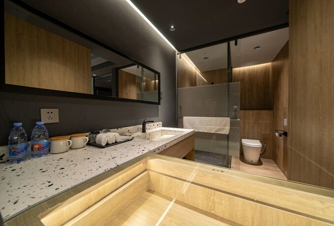 Imagen de la habitación del Hotel Jiangmen Opus. Foto 21