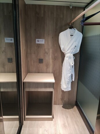 Imagen de la habitación del Hotel Jiangmen Opus. Foto 32