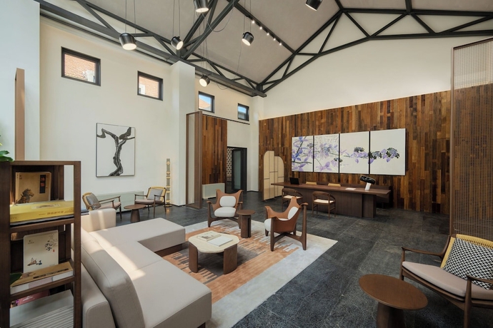 Imagen de los interiores del Hotel Jiangnan House Yangcheng Lake. Foto 14
