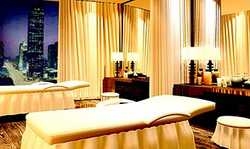 Imagen de los interiores del Hotel Jianguo. Foto 8