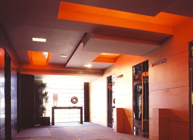 Imagen de los interiores del Hotel Jianguo Guangzhou. Foto 9