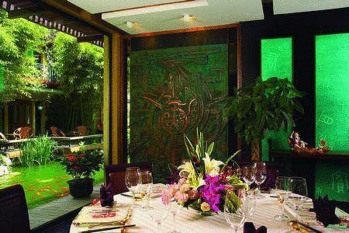 Imagen del bar/restaurante del Hotel Jianguo Hotel Beijing. Foto 5