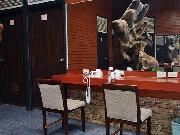 Imagen de los interiores del Hotel Jiaoxi Hot Springs. Foto 32