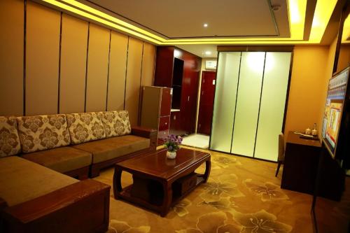 Imagen de la habitación del Hotel Jiayuguan Jingdu Holiday. Foto 7