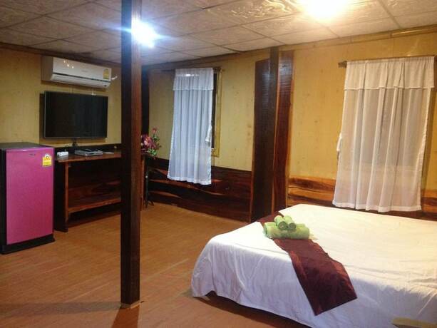 Imagen de la habitación del Hotel Jidapa Resort. Foto 17