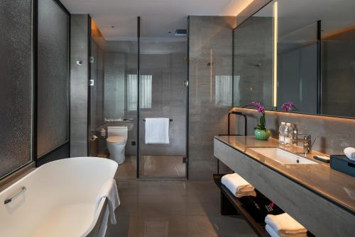 Imagen de la habitación del Hotel Jieyang Marriott. Foto 17