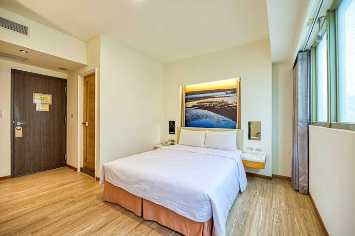 Imagen de la habitación del Hotel Jih Lih. Foto 11