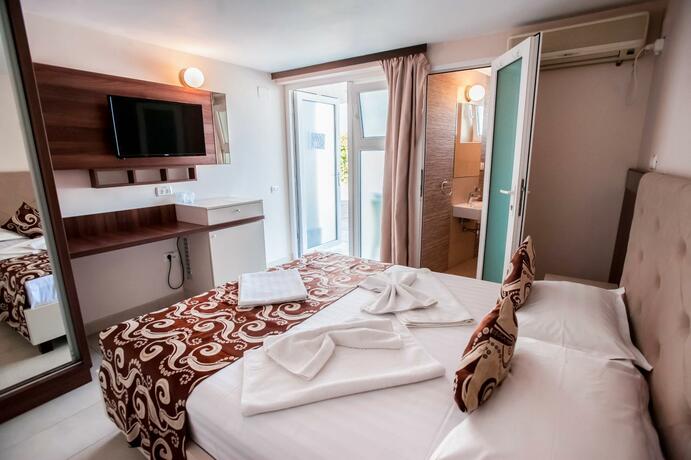 Imagen general del Hotel Jijo\'s. Foto 9