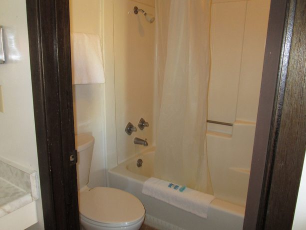 Imagen de la habitación del Hotel Jim Butler Inn and Suites. Foto 3