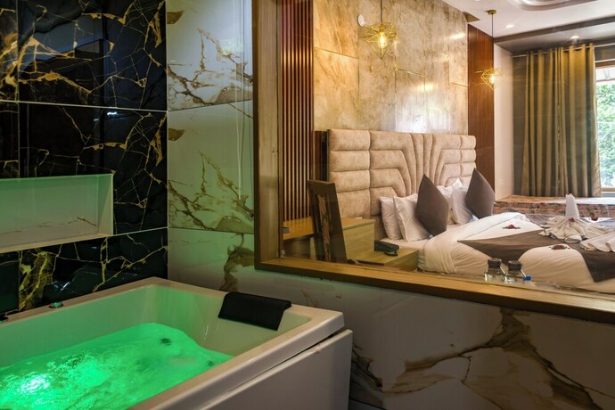 Imagen general del Hotel Jim Corbett National Park. Foto 14