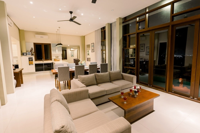 Imagen de la habitación del Hotel Jimbaran Sea View Villa. Foto 19