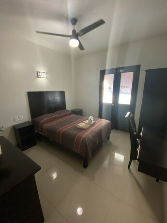 Imagen general del Hotel Jim&eacute;nez. Foto 5