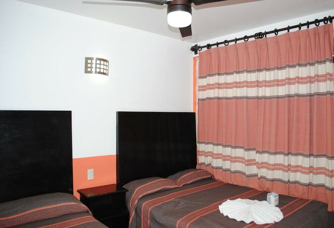 Imagen de la habitación del Hotel Jim&eacute;nez. Foto 19