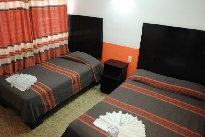 Imagen de la habitación del Hotel Jim&eacute;nez. Foto 20
