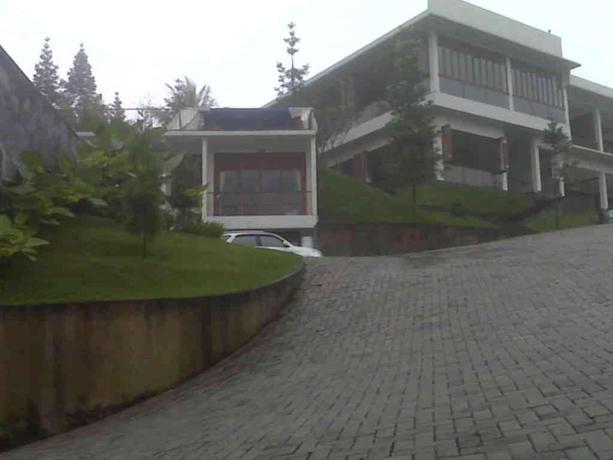 Imagen general del Hotel Jimmers Mountain Resort. Foto 2